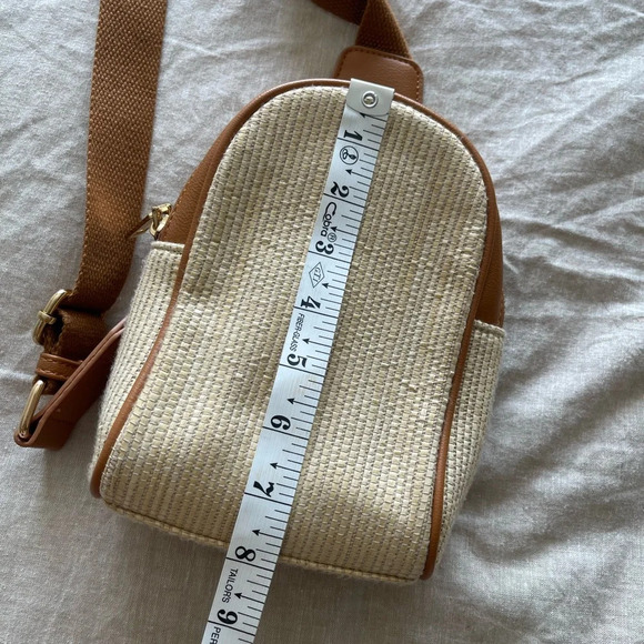 ANTIK KRAFT | Straw Slingbag - Picture 9 of 16
